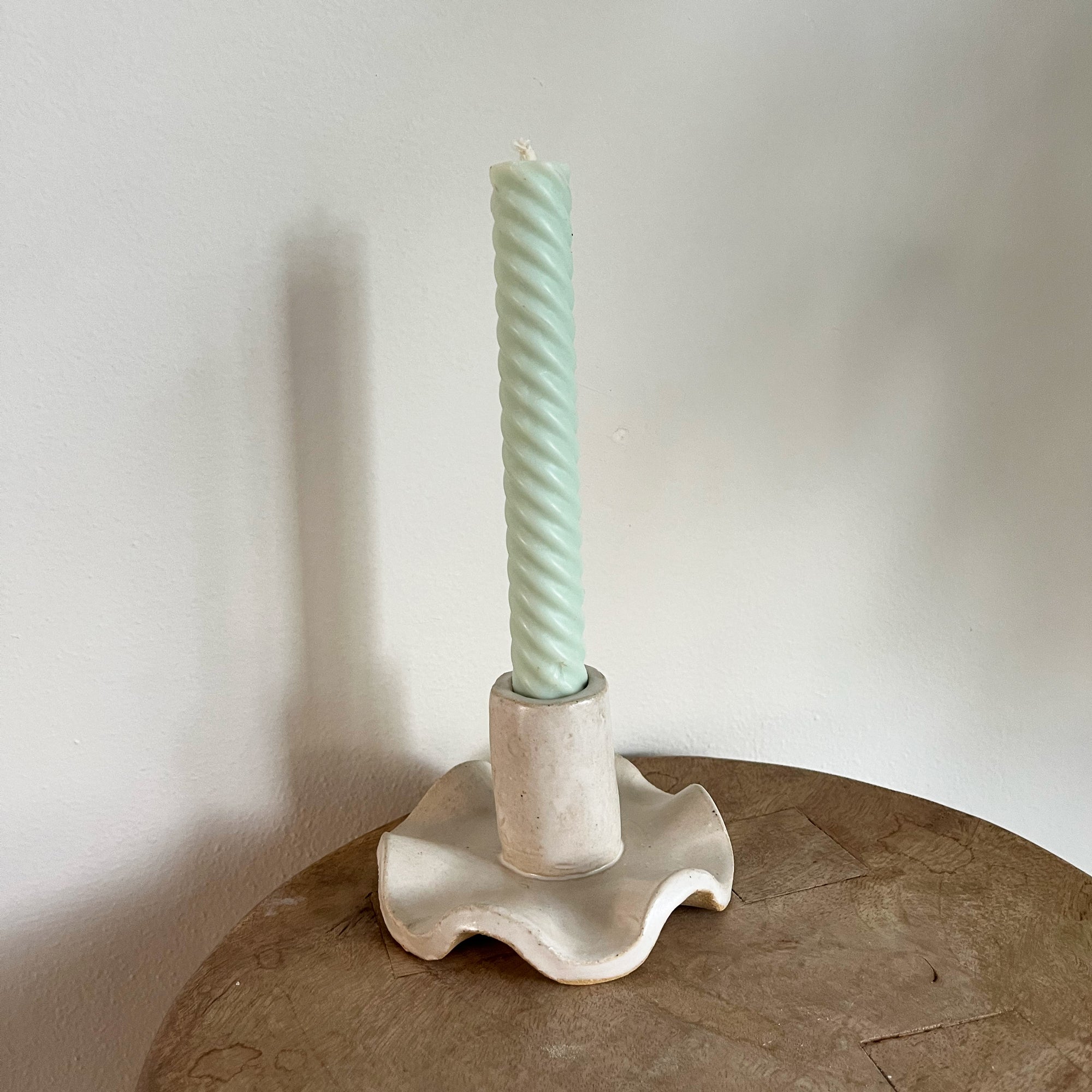 salto-bigrufflecandle2 Jumbo Chunky Ruffle Candle Holder - Image 1