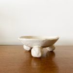 Small Bobble Footed Dish - White