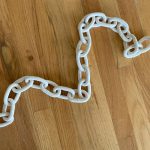 Medium Porcelain Chain - White - Image 4