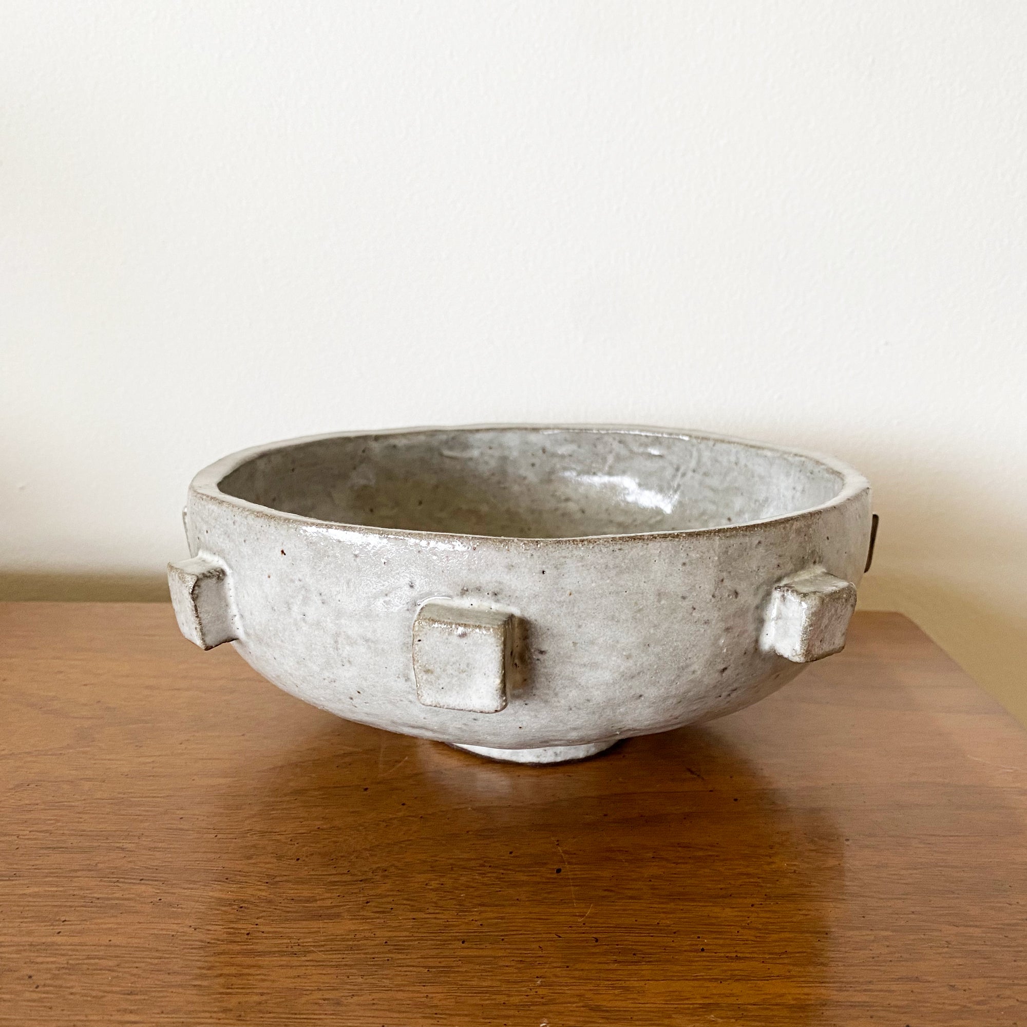 salto-cubebowl-gray3 Cubed Bowl - Grey - Image 1