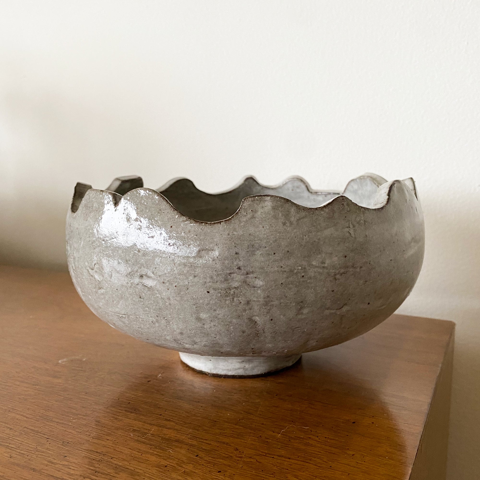 salto-grayzbowl-2 Irregular Edge Bowl - Grayz - Image 1