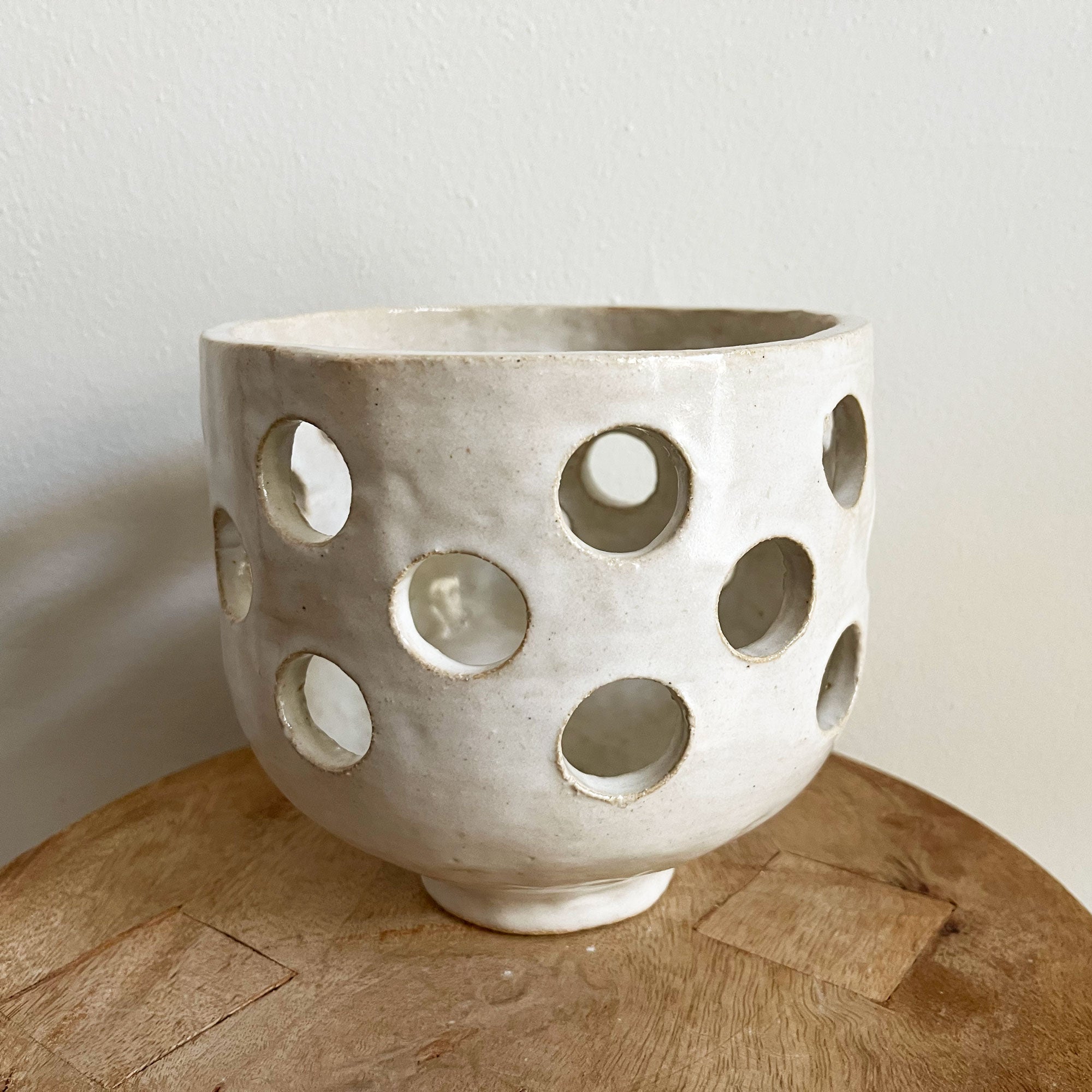 salto-holes-2 Hole-y Bowl - White - Image 1
