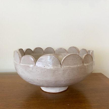 Large Scallop Bowl - White Freckle