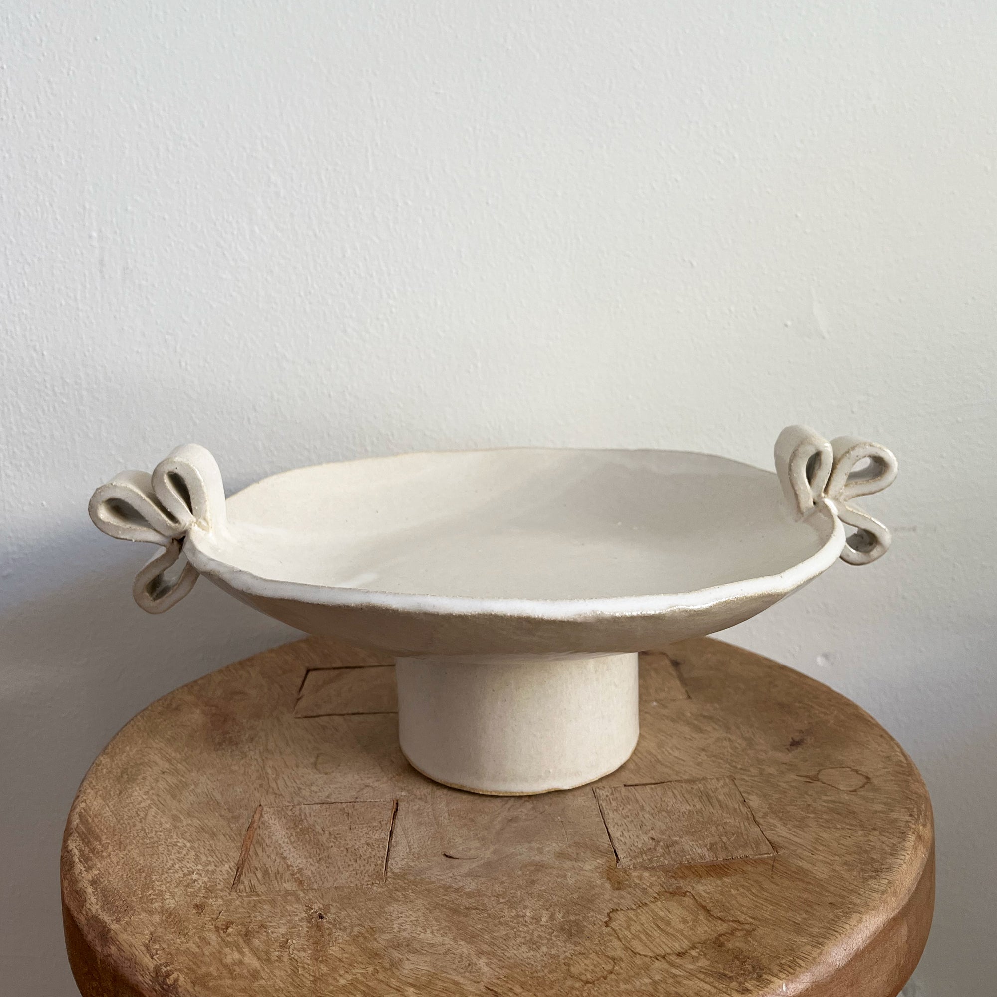 salto-loopyped1 Fleur Pedestal Bowl - Image 1