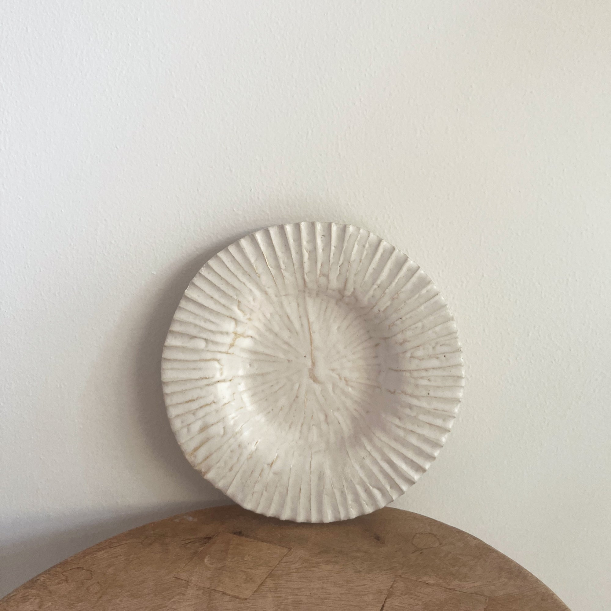 salto-oopssunbursttray1_016627eb-9bb4-404c-aacf-d5840cc30aec Oops! Sunburst Catchall Dish - Image 1