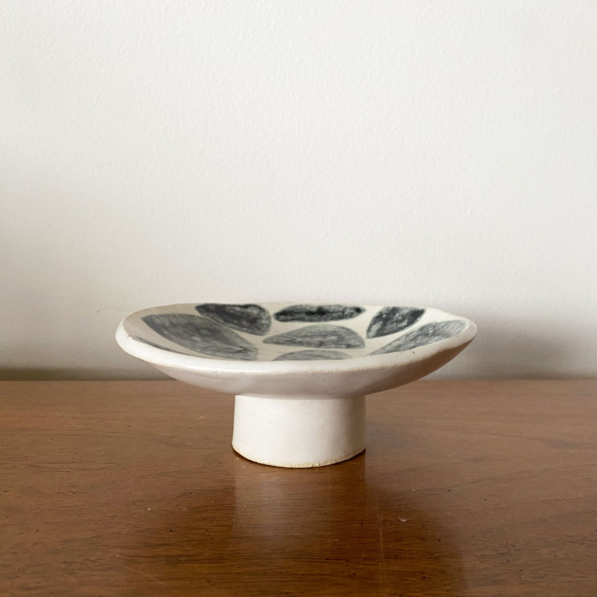 salto-paintedped2-1 Painted Pedestal #1 - Image 1