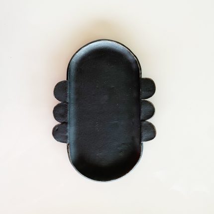 Pill Tray with Scallops - Black