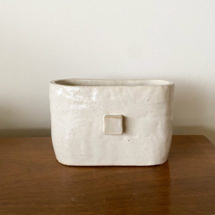 Pill-Shaped Vase with Square - White