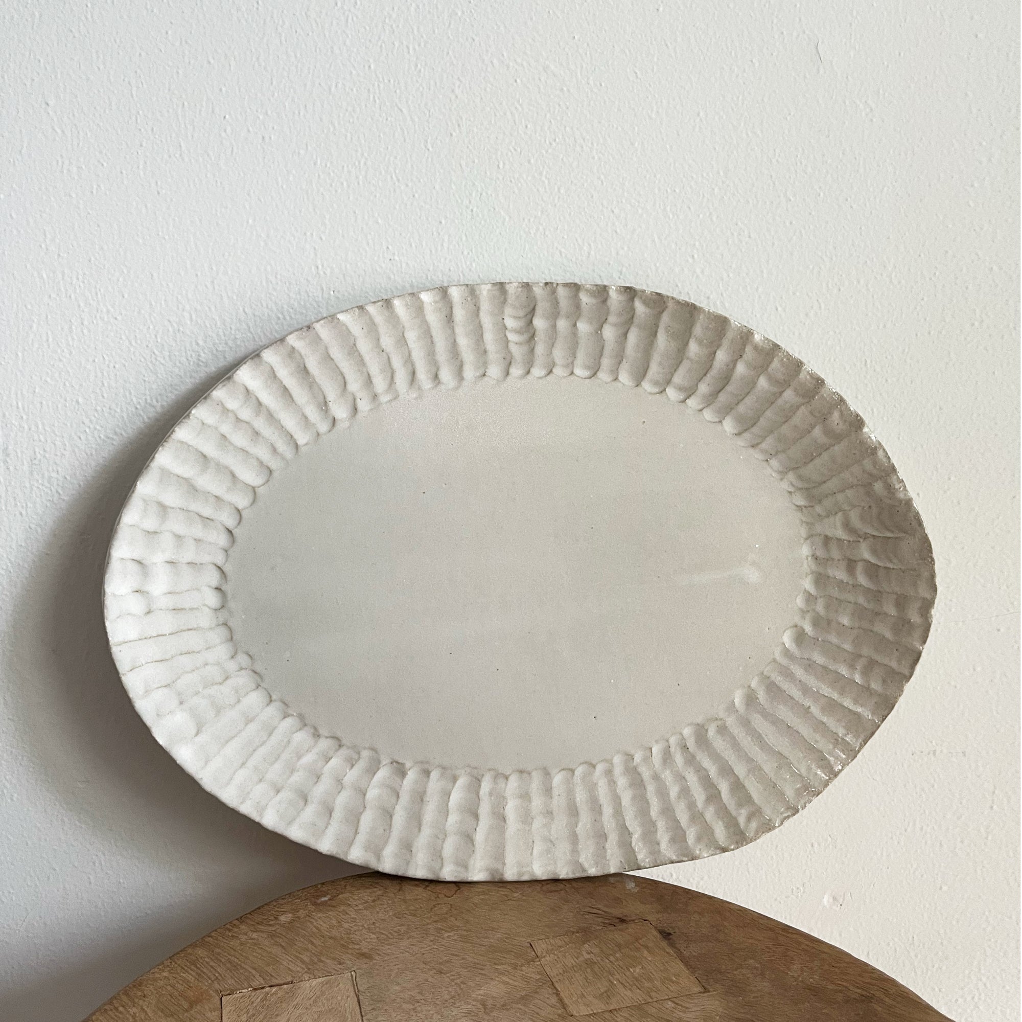 salto-ribbedplatterwide6 WHOLESALE Ribbed Edge Platter - Wide - Image 1