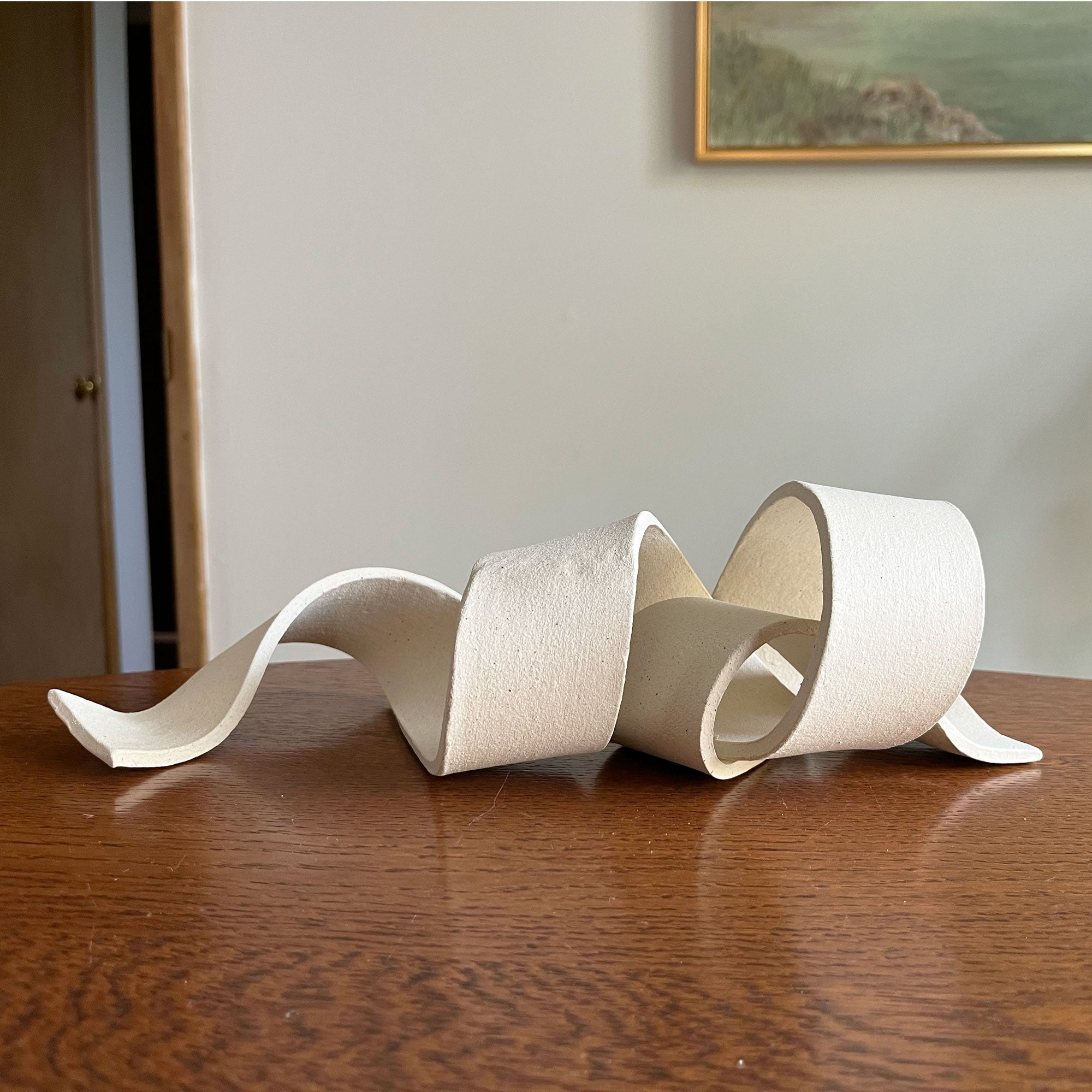 salto-ribbonknot-large1 Large Ribbon Knot Sculpture - Image 1