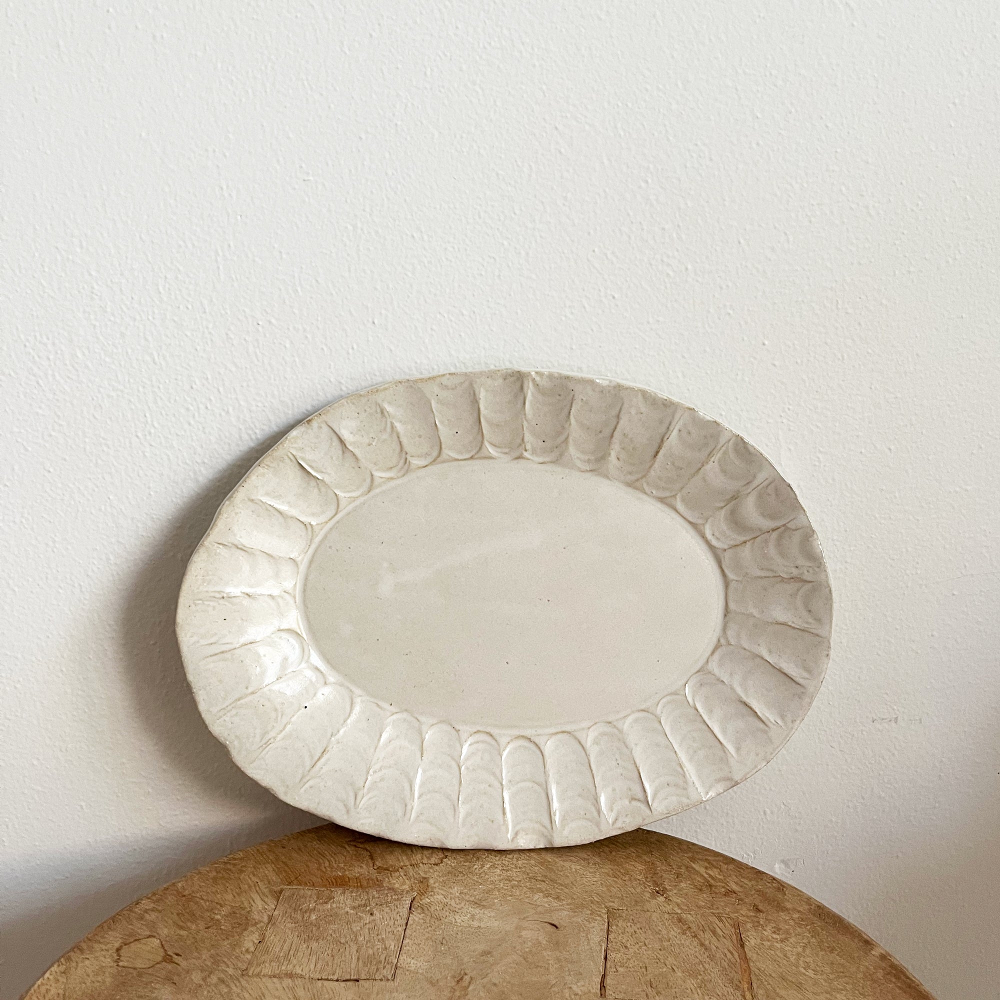 salto-ribplatter1 Carved Rim Platter - Image 1