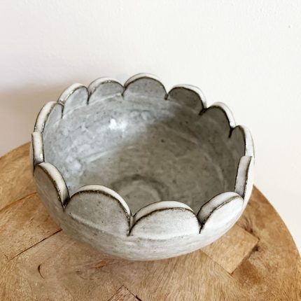 Scallop Bowl - Grey