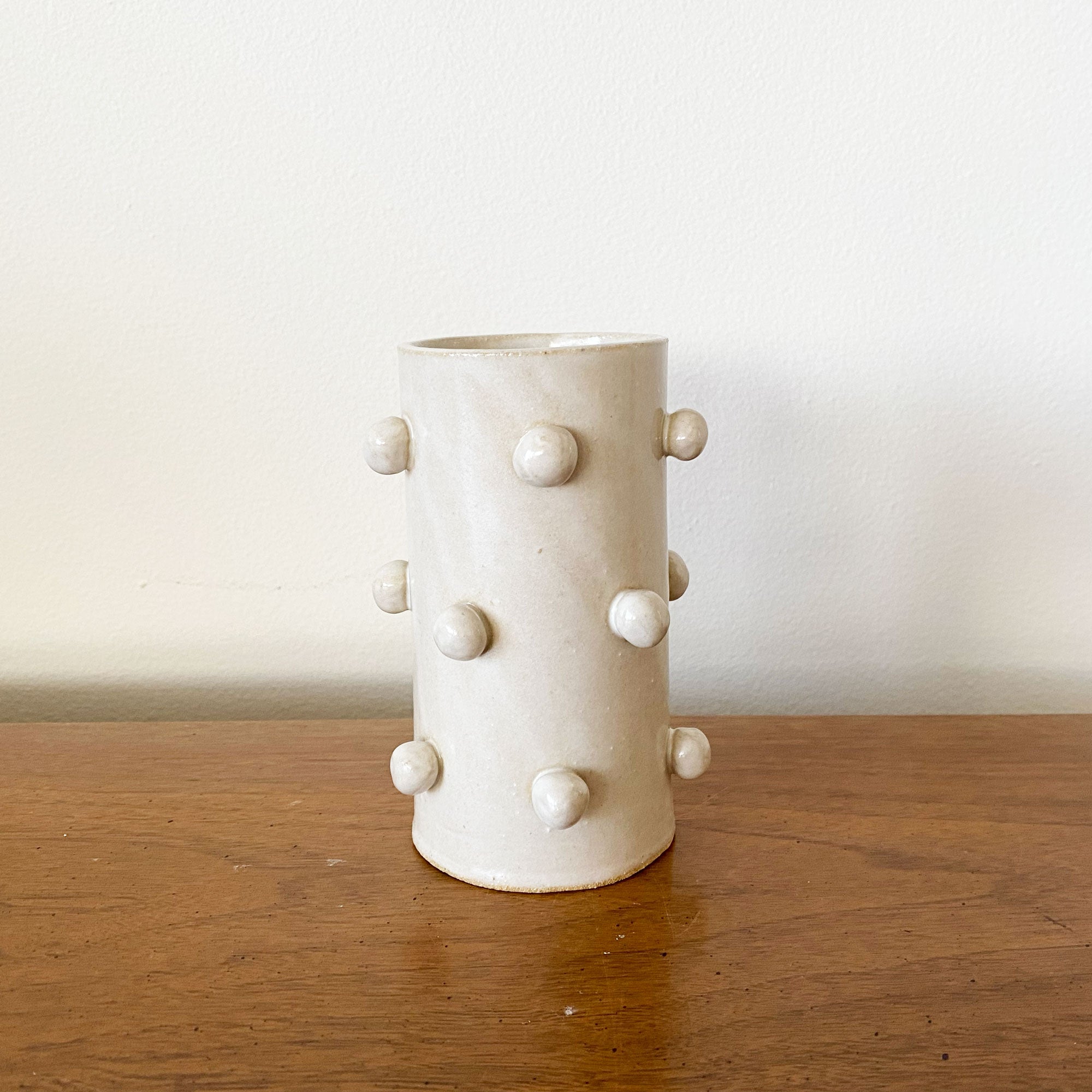 salto-smallbobblevase1 Petite Bobble Vase - White - Image 1
