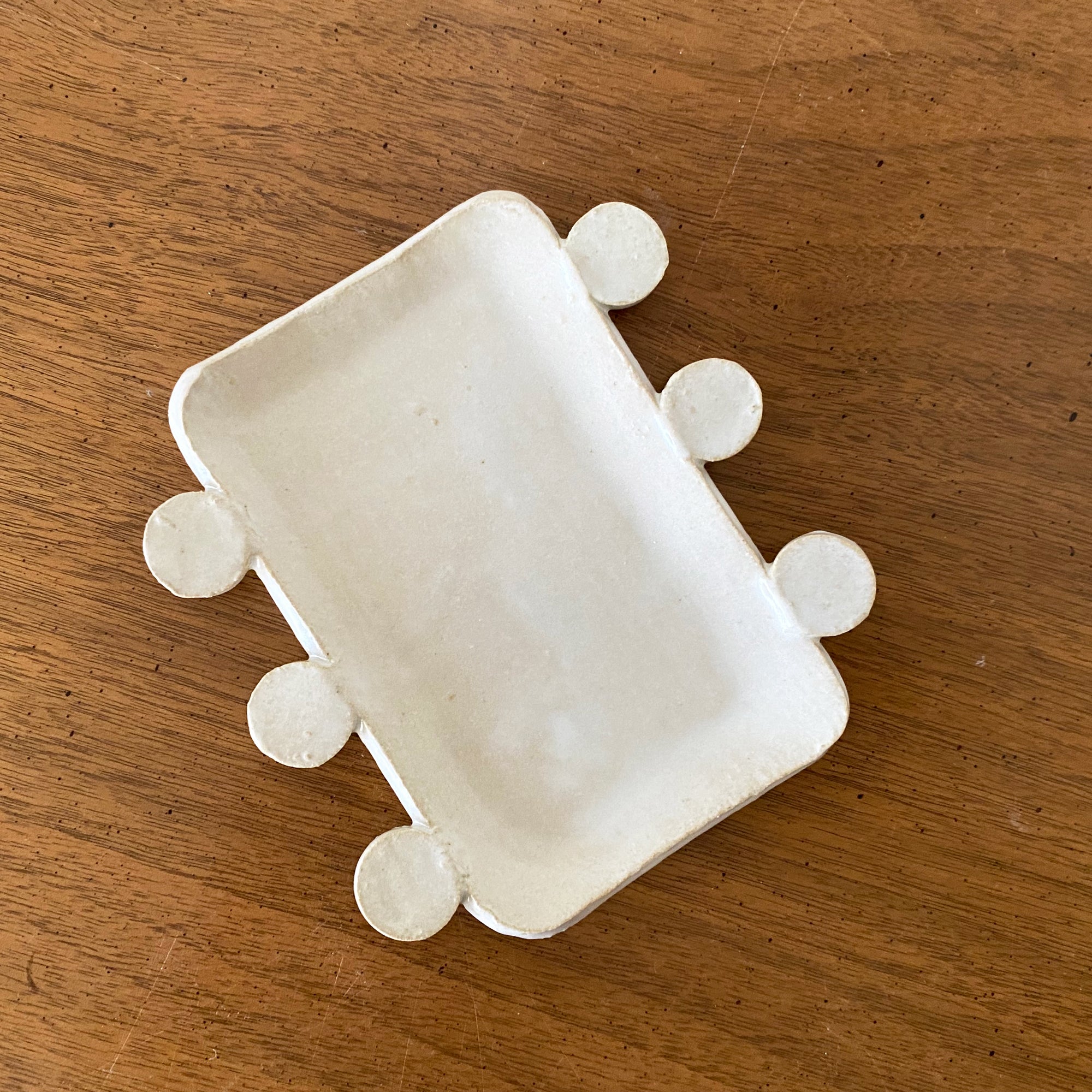 salto-smalltray-circles3 Small Tray with Circles - White - Image 1