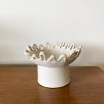 Small Ribbon Edge Pedestal