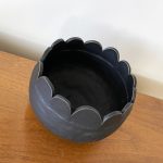 Scallop Bowl - Small Black - Image 3