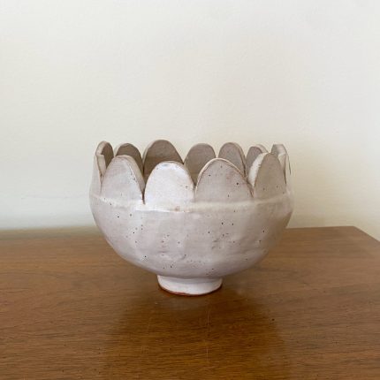 Small Scallop Bowl - White Freckle