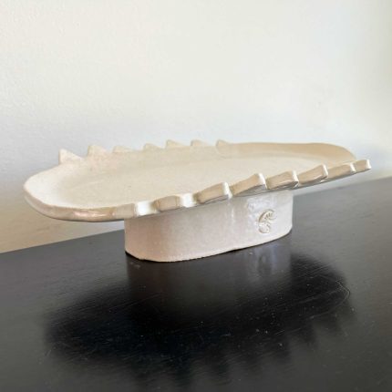 Spiky Edged Pedestal Plate