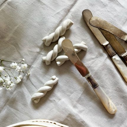 Twisty Knife Rests