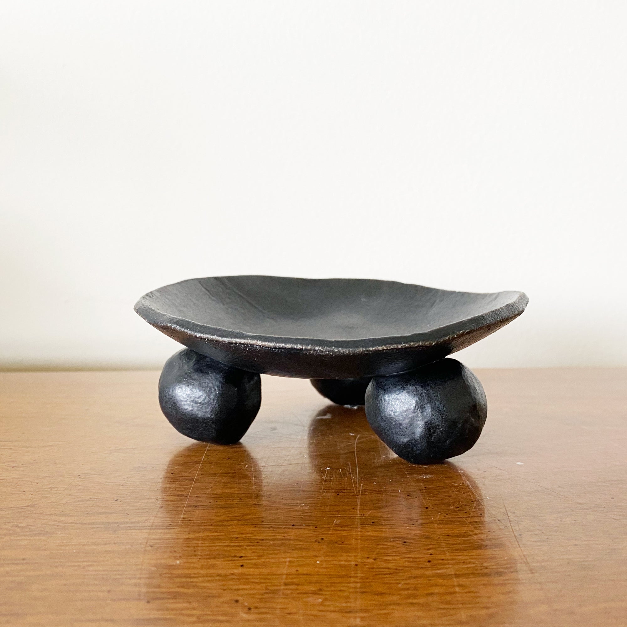 saltob-bobbledish-blk-1 Small Bobble Footed Dish - Black - Image 1